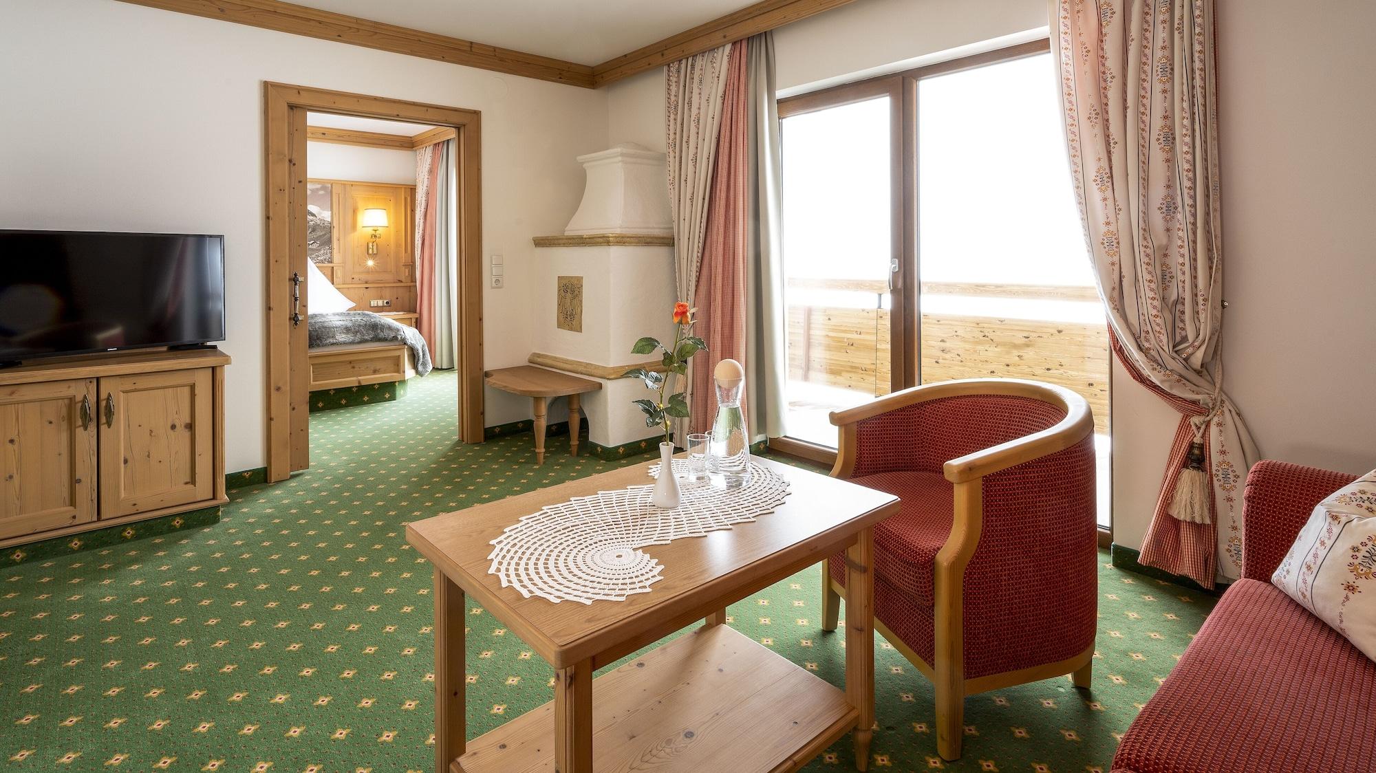 Panorama Hotel Almhof Galtur Bagian luar foto