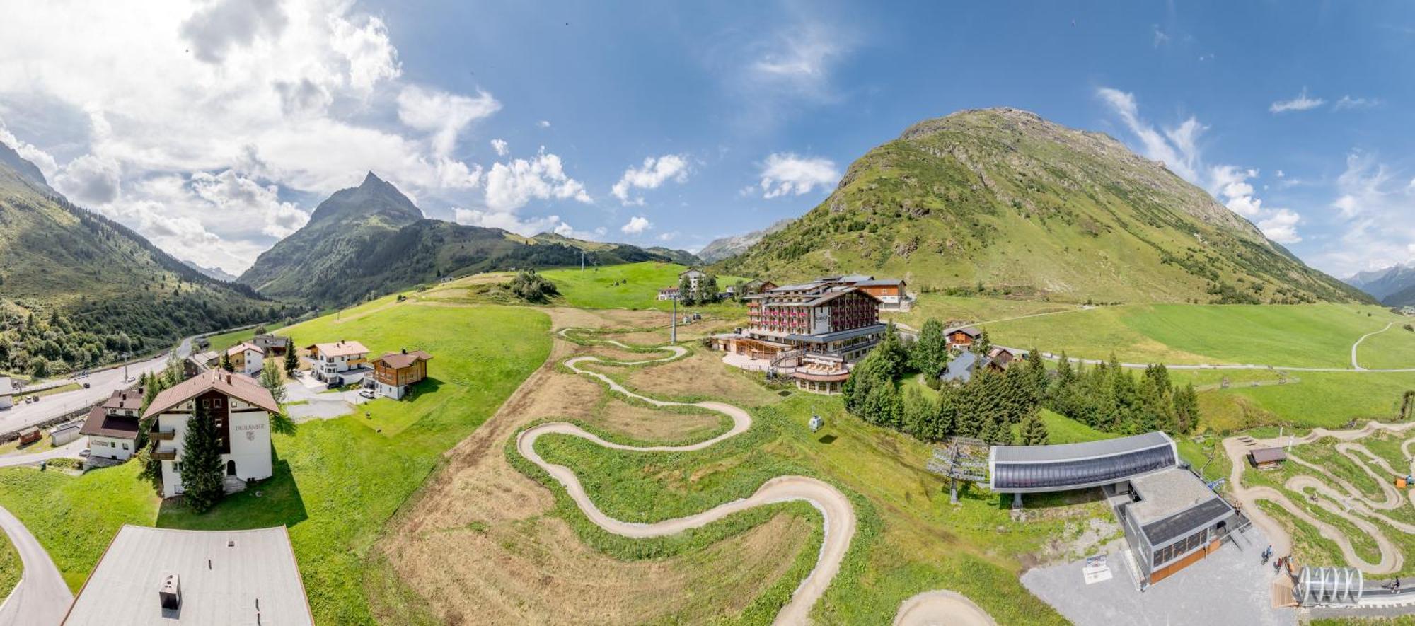 Panorama Hotel Almhof Galtur Bagian luar foto