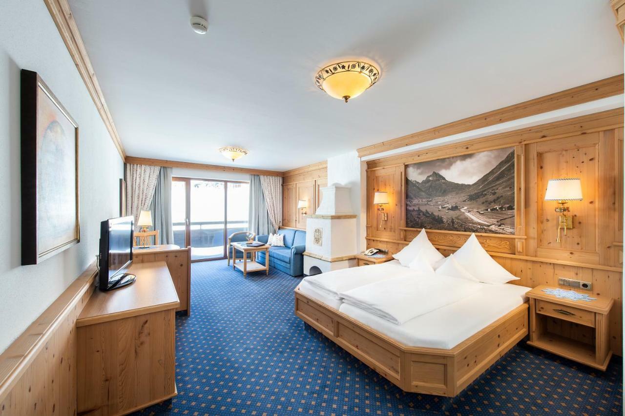 Panorama Hotel Almhof Galtur Bagian luar foto